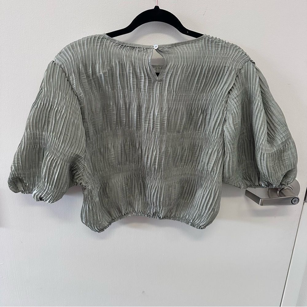 ZARA NWOT Green Metallic top - Picture 5 of 6